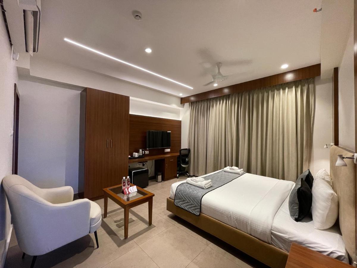 Hotel Jubilee Park Hyderabad Exterior foto